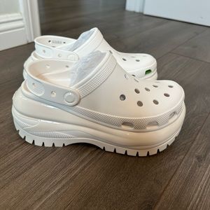 NEW CROCS MEGA CRUSH CLOG WHITE W7